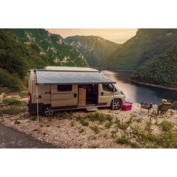 Markise Dometic PR 2000, 4 x 2,5 m, Gehäuse weiß, Tuch grau