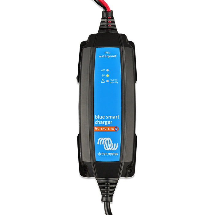 Victron Batterieladegerät Blue Smart IP65 Stecker CEE 7/16